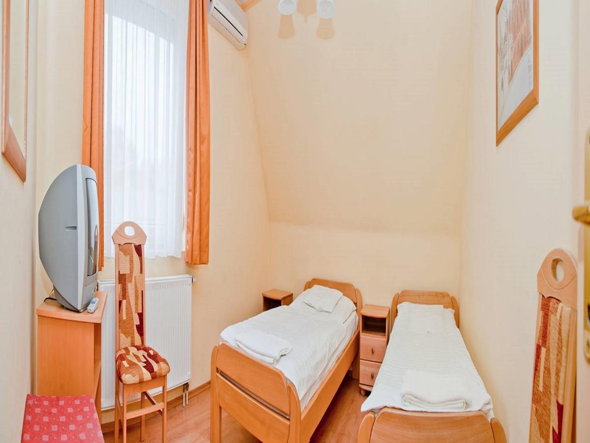 Belvarosi Panzio Bed & Breakfast Debrecen Luaran gambar